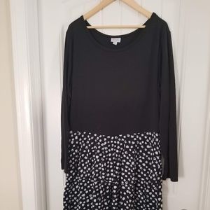 3XL Georgia - Lularoe - Black & White Polka Dots